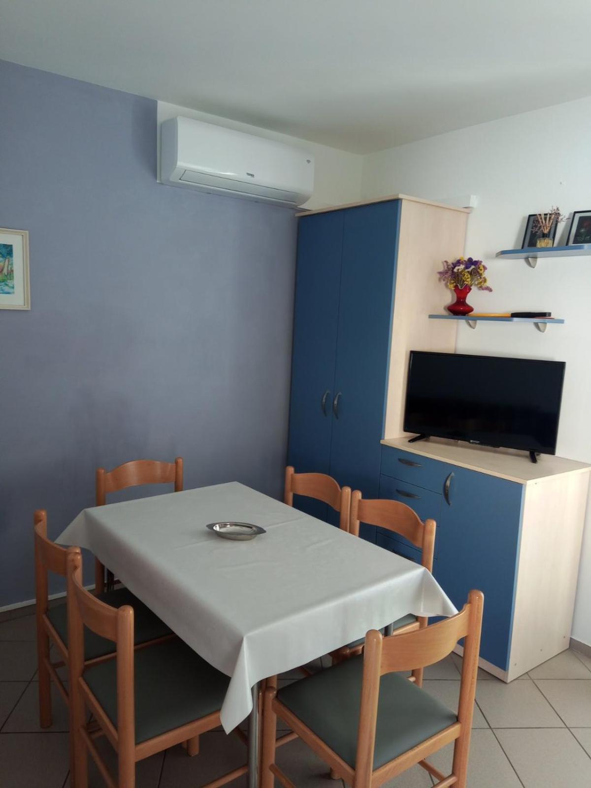 Apartmani Ana Vir Exterior foto